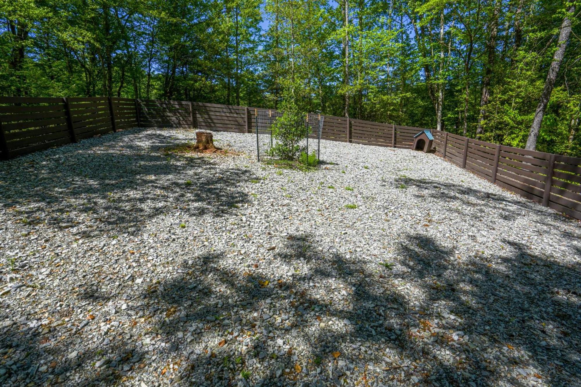 The Big Little Cabin - Hot Tub & Playground Dahlonega Luaran gambar